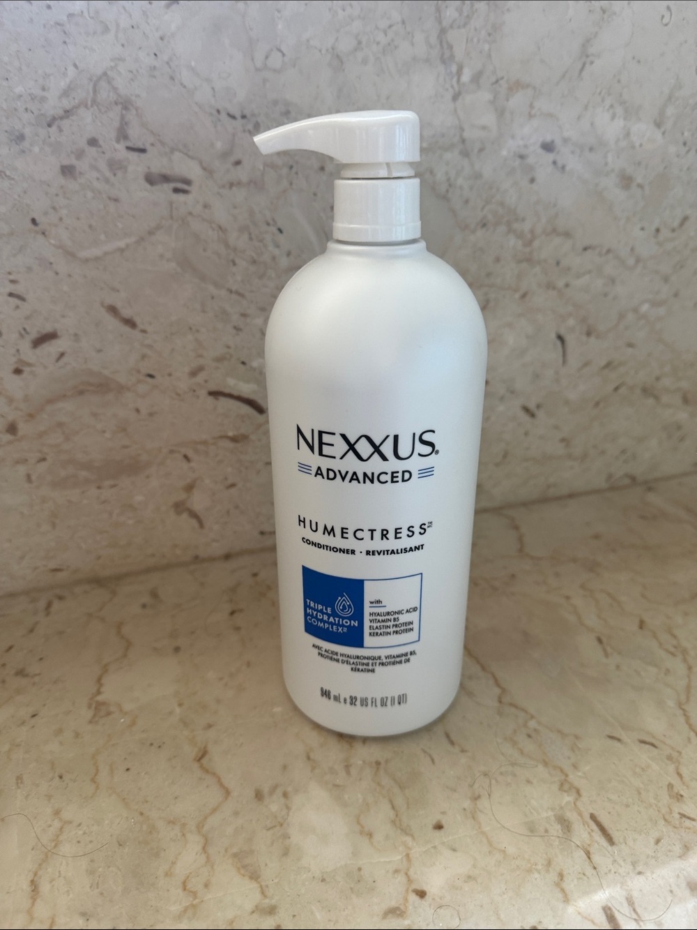 Nexxus Advanced Humectress hair conditioner Pump Bottle